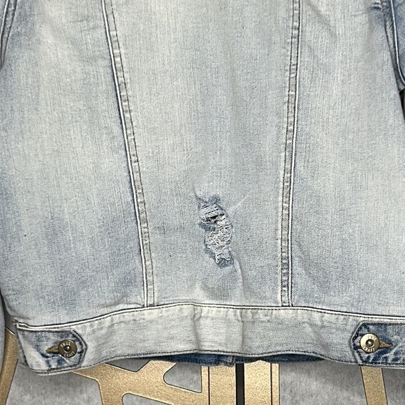 Distressed‎ Denim Jacket - Picture 3 of 5
